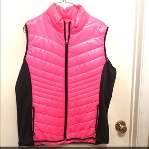 Women’s XL hot pink puffer vest